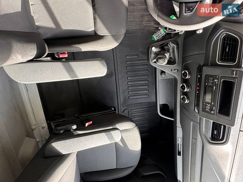 Вантажний фургон Renault Master 2020 в Києві