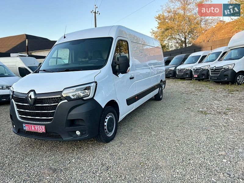 Вантажний фургон Renault Master 2022 в Хусті