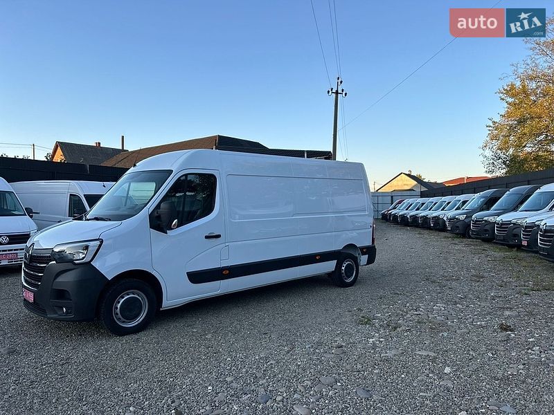 Вантажний фургон Renault Master 2022 в Хусті