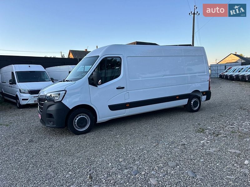 Вантажний фургон Renault Master 2022 в Хусті