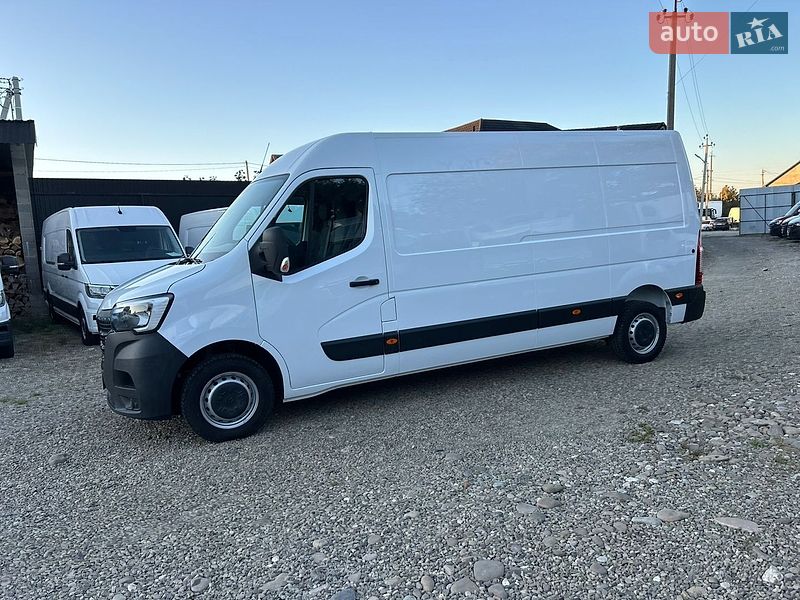 Вантажний фургон Renault Master 2022 в Хусті