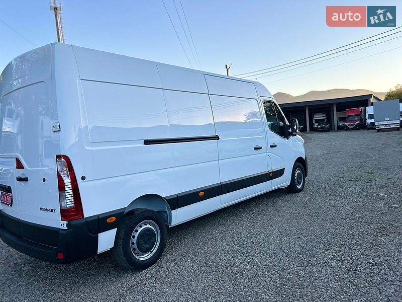 Вантажний фургон Renault Master 2022 в Хусті