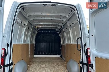 Вантажний фургон Renault Master 2022 в Хусті