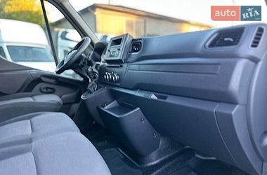 Вантажний фургон Renault Master 2022 в Хусті