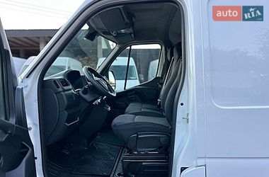 Вантажний фургон Renault Master 2022 в Хусті