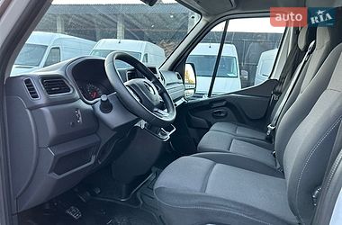 Вантажний фургон Renault Master 2022 в Хусті