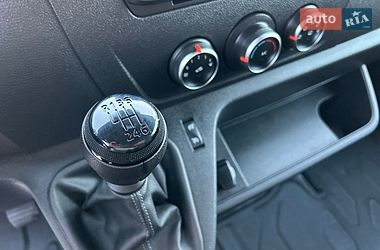 Вантажний фургон Renault Master 2022 в Хусті