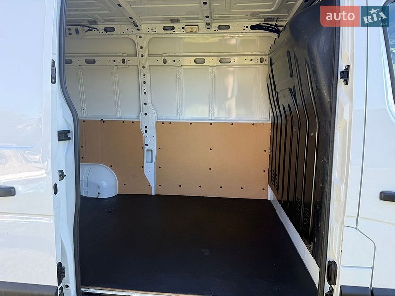 Вантажний фургон Renault Master 2019 в Дубні