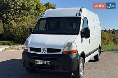 Вантажний фургон Renault Master 2006 в Рівному