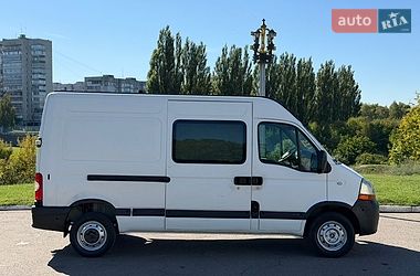 Вантажний фургон Renault Master 2006 в Рівному