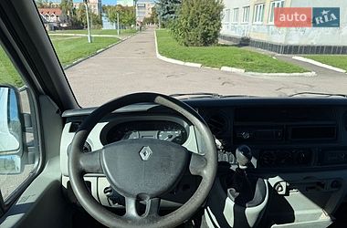 Вантажний фургон Renault Master 2006 в Рівному