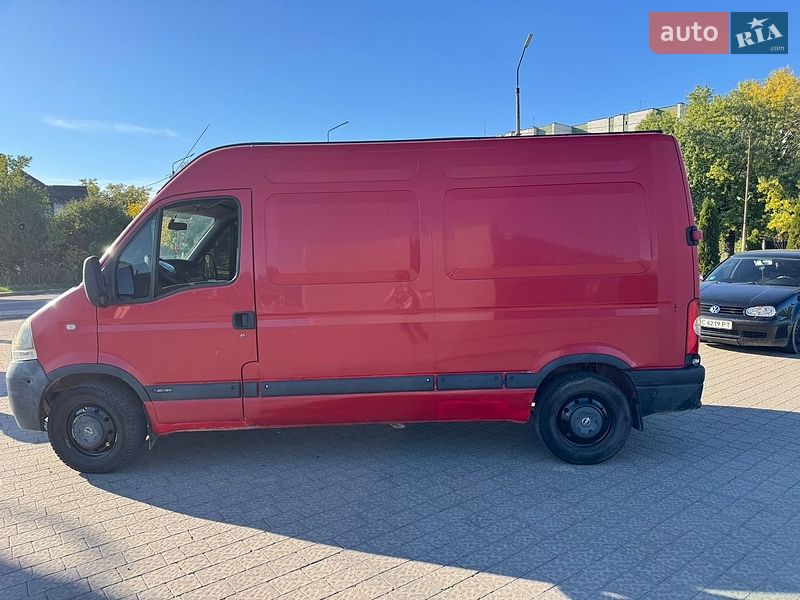 Грузопассажирский фургон Renault Master 2005 в Дрогобыче
