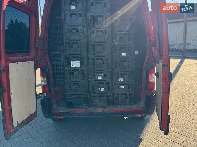 Грузопассажирский фургон Renault Master 2005 в Дрогобыче