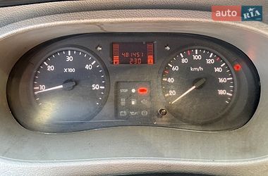 Грузопассажирский фургон Renault Master 2005 в Дрогобыче