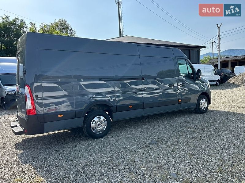 Вантажний фургон Renault Master 2022 в Хусті