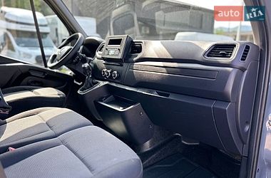 Вантажний фургон Renault Master 2022 в Хусті