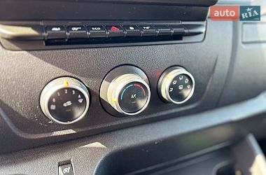 Вантажний фургон Renault Master 2022 в Хусті