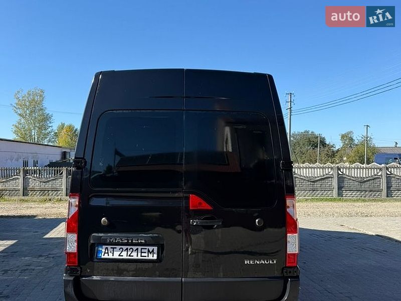 Грузовой фургон Renault Master 2018 в Косове