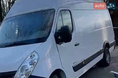 Вантажний фургон Renault Master 2017 в Полтаві