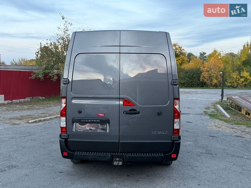 Грузовой фургон Renault Master 2017 в Бродах