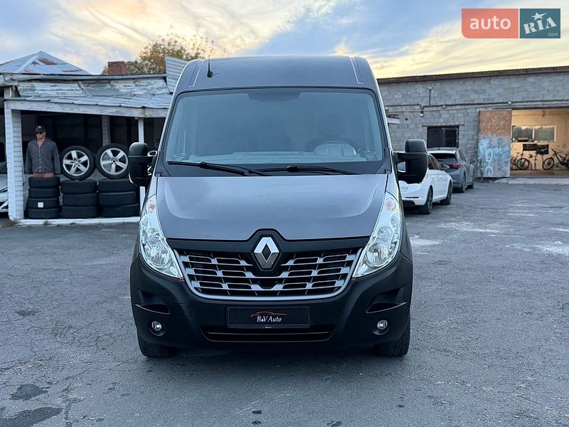 Грузовой фургон Renault Master 2017 в Бродах