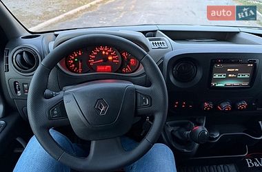 Грузовой фургон Renault Master 2017 в Бродах