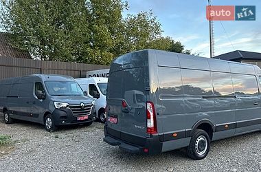 Грузовой фургон Renault Master 2022 в Хусте