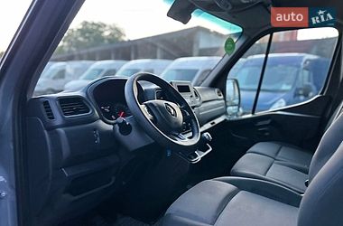 Грузовой фургон Renault Master 2022 в Хусте