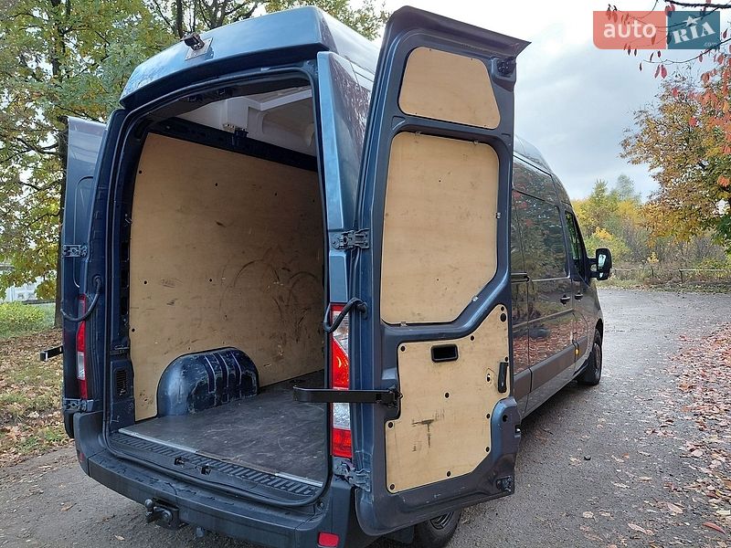 Грузовой фургон Renault Master 2019 в Ивано-Франковске