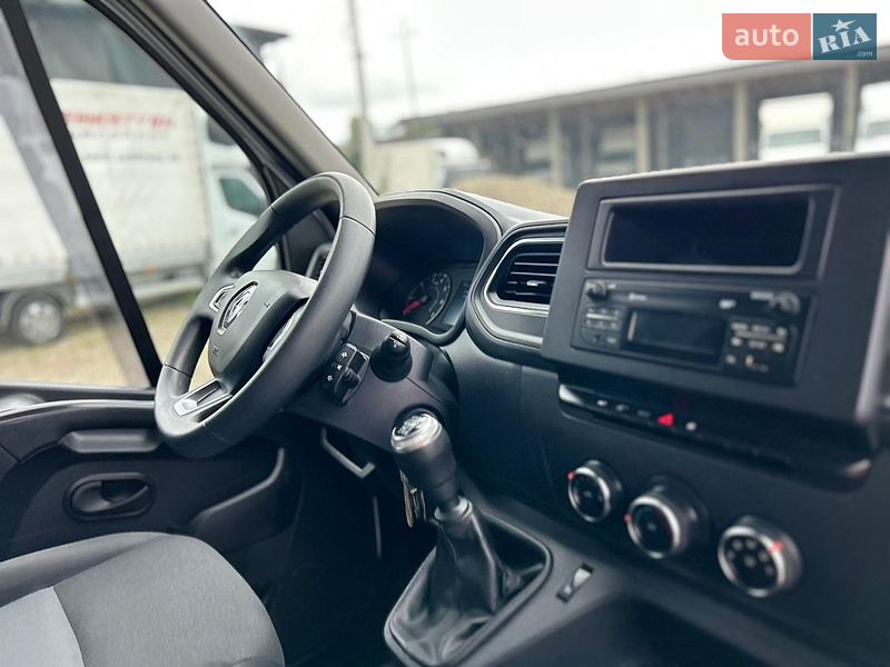 Тентованый Renault Master 2022 в Хусте