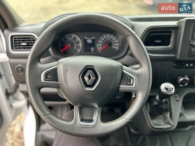 Тентованый Renault Master 2022 в Хусте