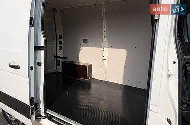 Вантажний фургон Renault Master 2017 в Львові