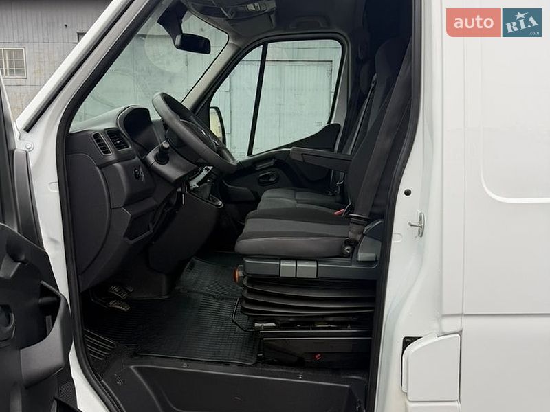 Вантажний фургон Renault Master 2021 в Ковелі