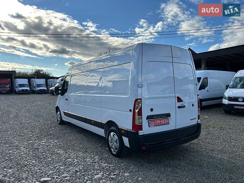 Вантажний фургон Renault Master 2018 в Хусті