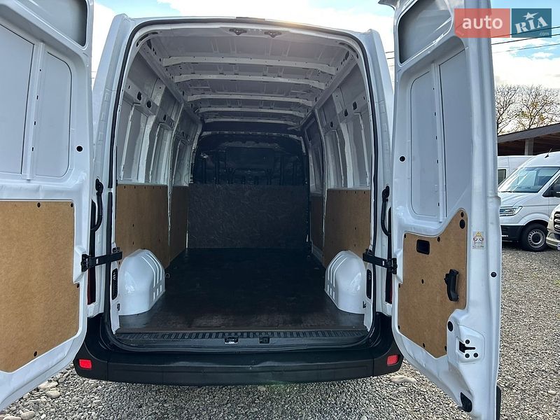 Вантажний фургон Renault Master 2018 в Хусті