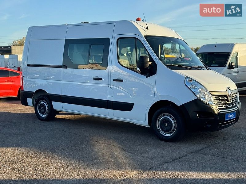 Грузопассажирский фургон Renault Master 2018 в Киеве