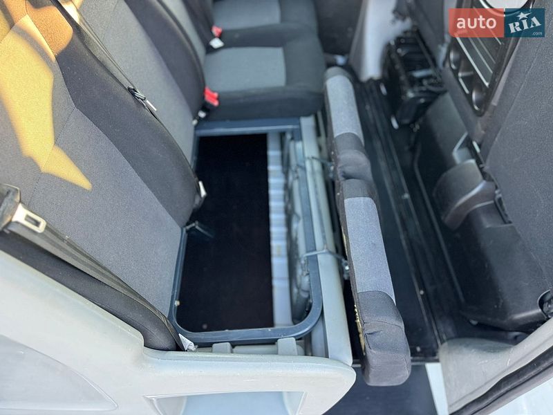 Грузопассажирский фургон Renault Master 2018 в Киеве