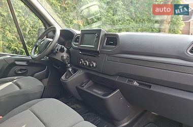Вантажний фургон Renault Master 2022 в Рівному