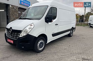Вантажний фургон Renault Master 2015 в Луцьку