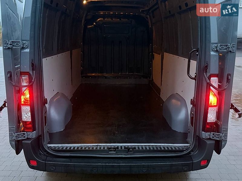 Вантажний фургон Renault Master 2023 в Дніпрі фото 81 Вантажний фургон Renault Master 2023 в Дніпрі
