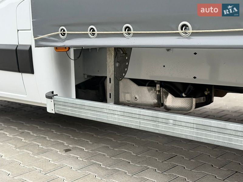 Грузовой фургон Renault Master 2022 в Дубно