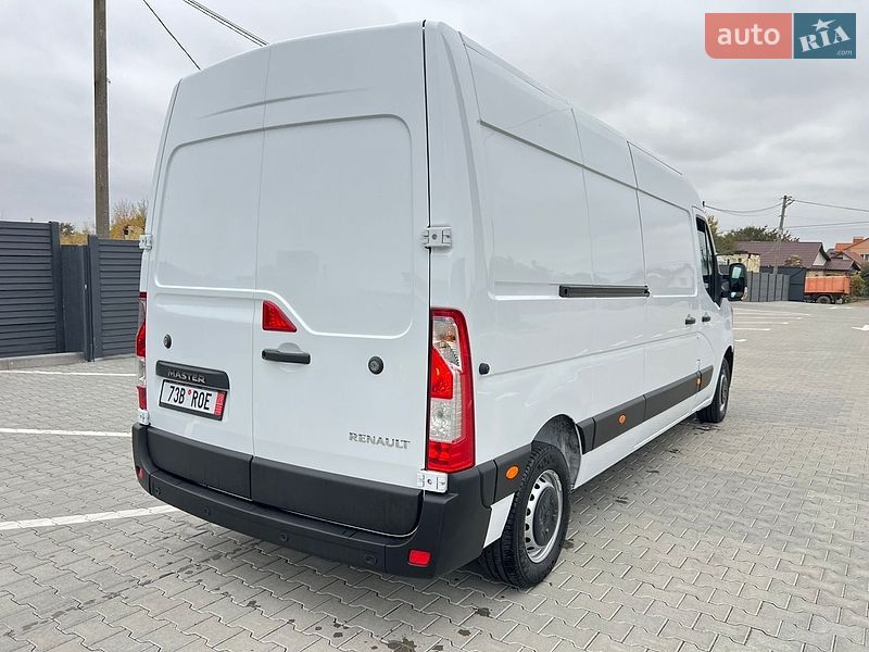 Вантажний фургон Renault Master 2022 в Дубні
