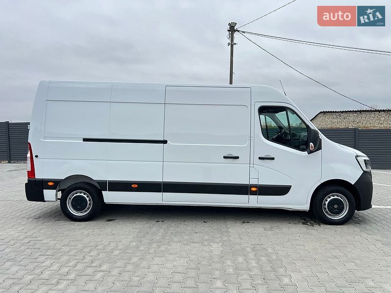Вантажний фургон Renault Master 2022 в Дубні