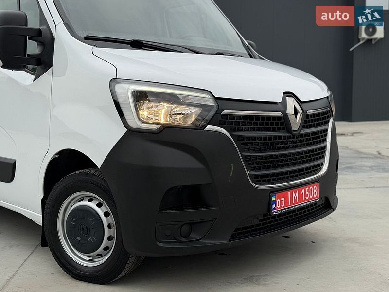 Вантажний фургон Renault Master 2022 в Дубні