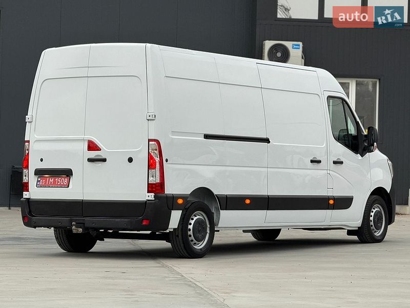 Вантажний фургон Renault Master 2022 в Дубні
