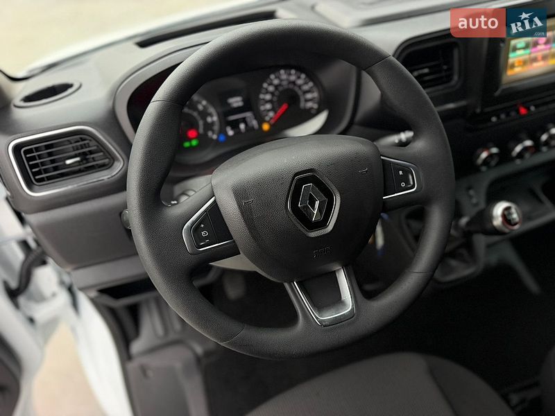 Вантажний фургон Renault Master 2022 в Дубні