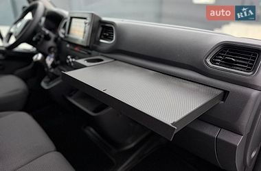 Вантажний фургон Renault Master 2022 в Дубні