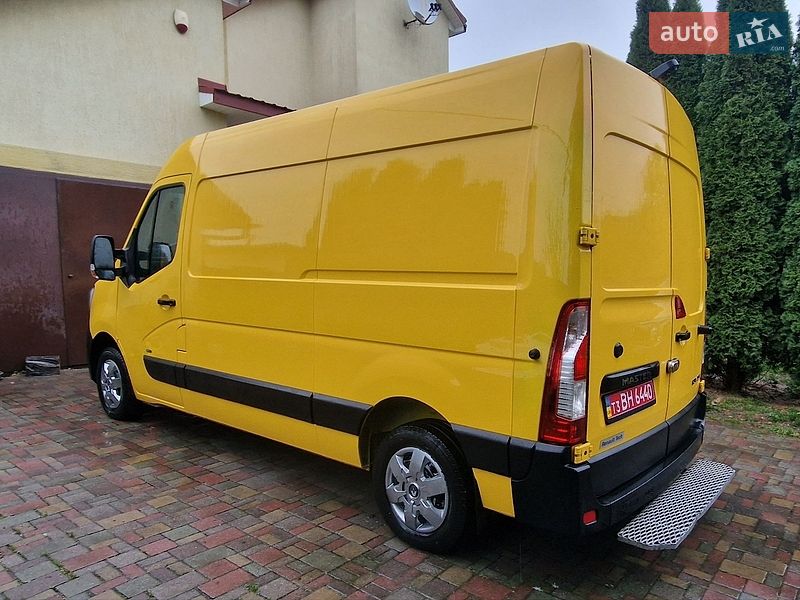 Грузовой фургон Renault Master 2020 в Пустомытах