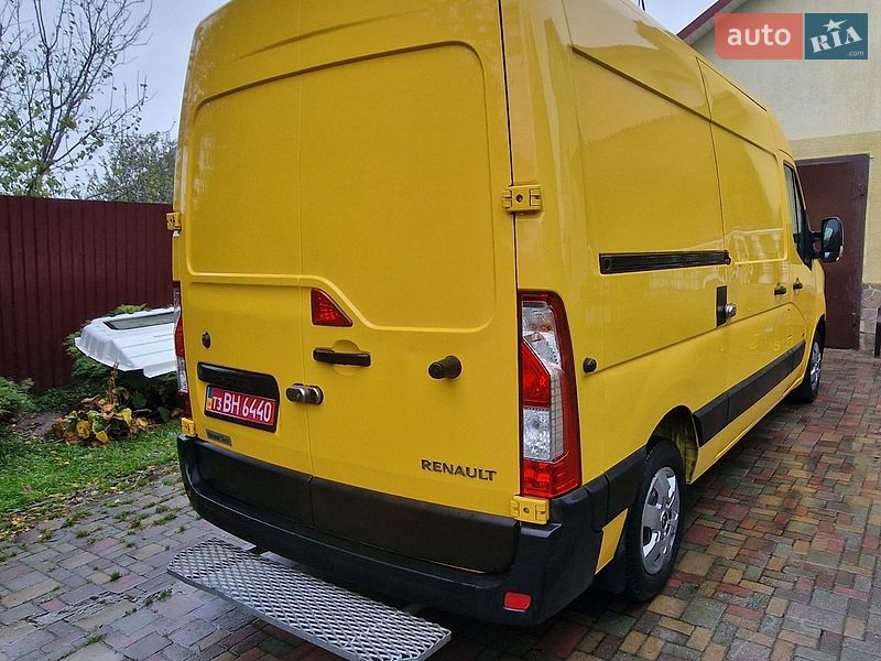 Грузовой фургон Renault Master 2020 в Пустомытах