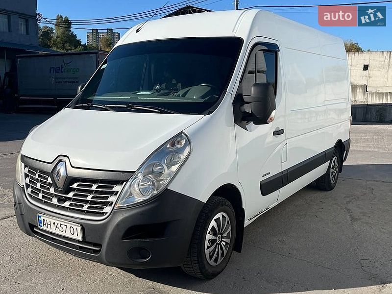 Вантажний фургон Renault Master 2015 в Києві